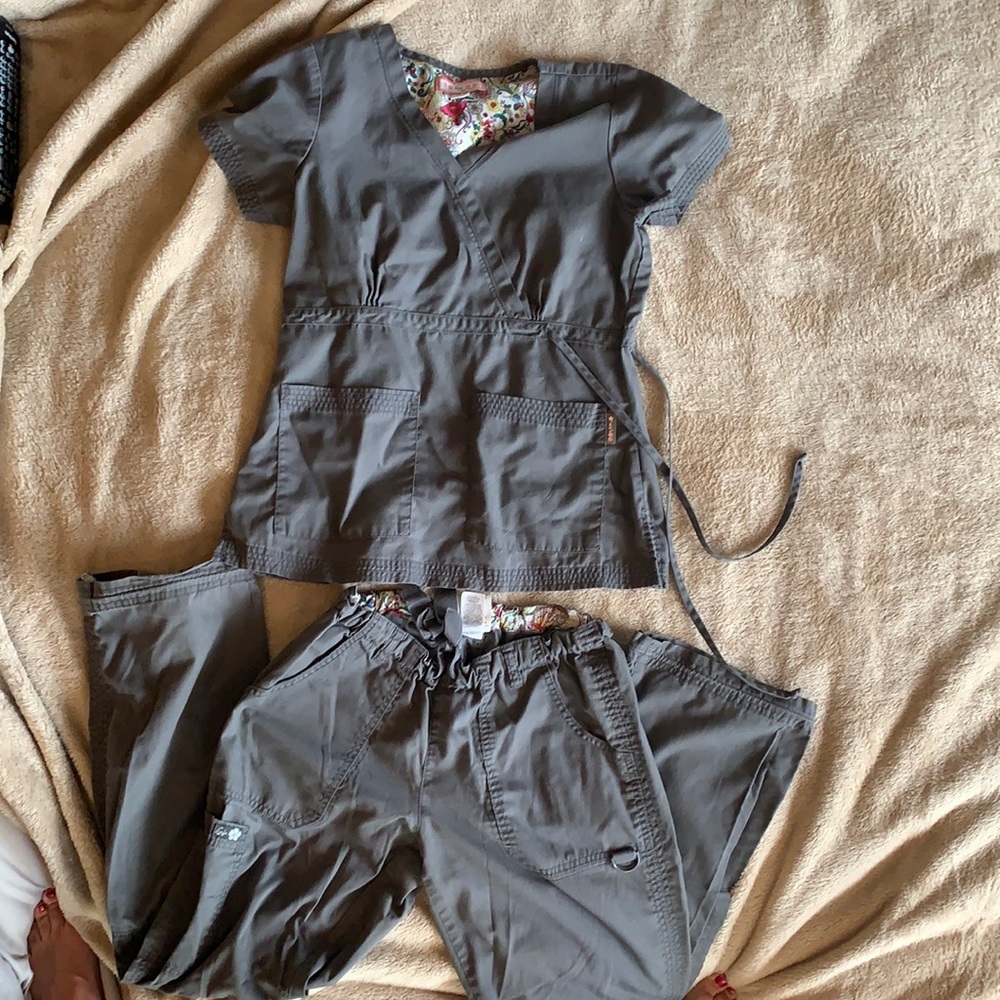 Koi scrubs-small-Gray